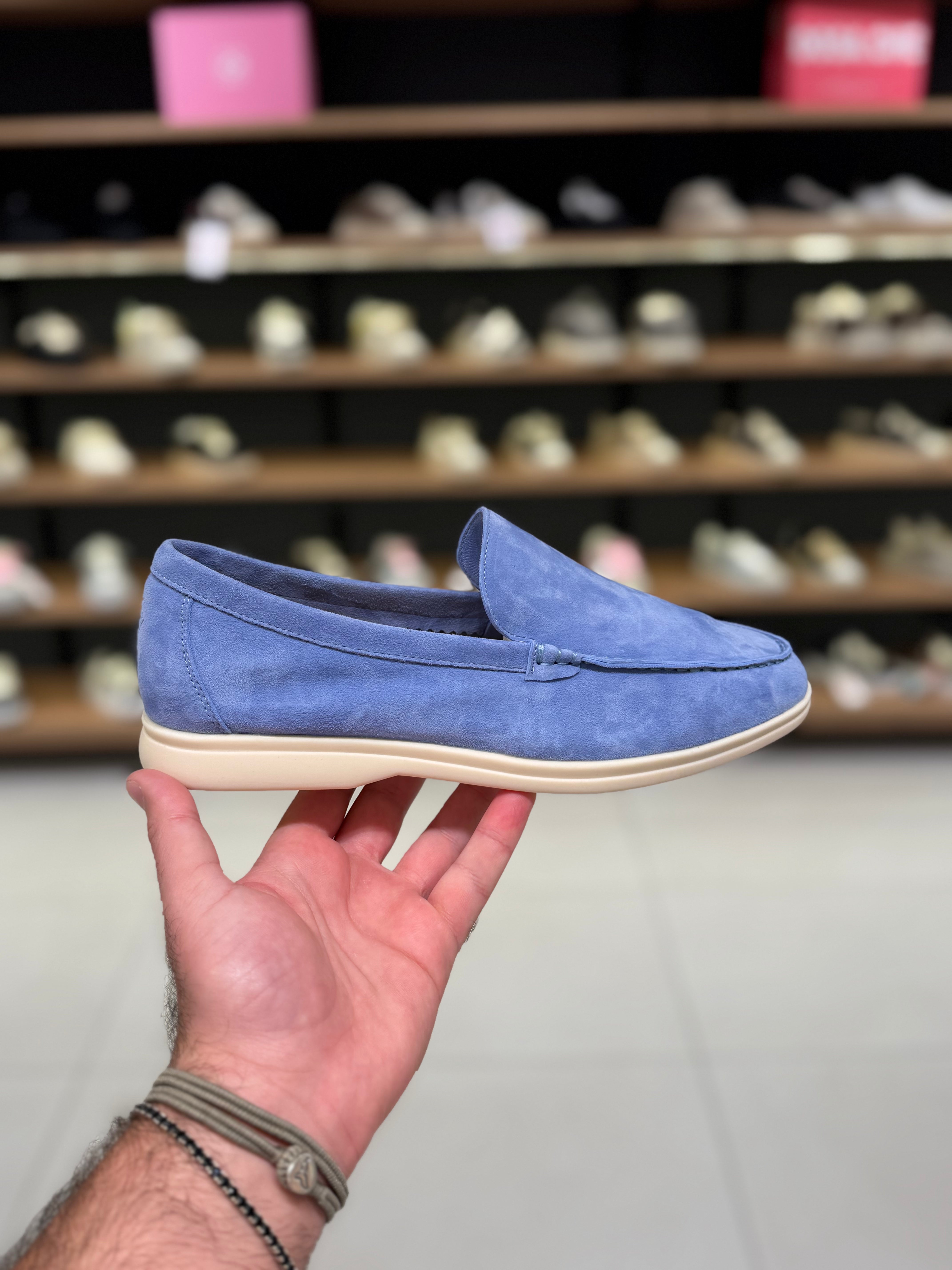 לורו פיאנה- מוקסין תכלת בלי אבזם | Branded shoes bymrcrazyshoes