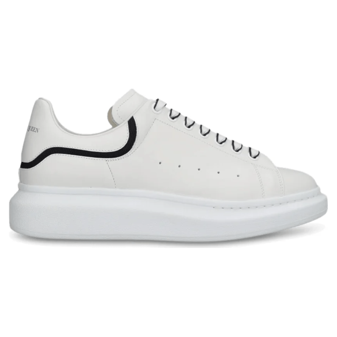 אלכסנדר מקווין - בלבן עם נגיעות שחור | Branded shoes bymrcrazyshoes