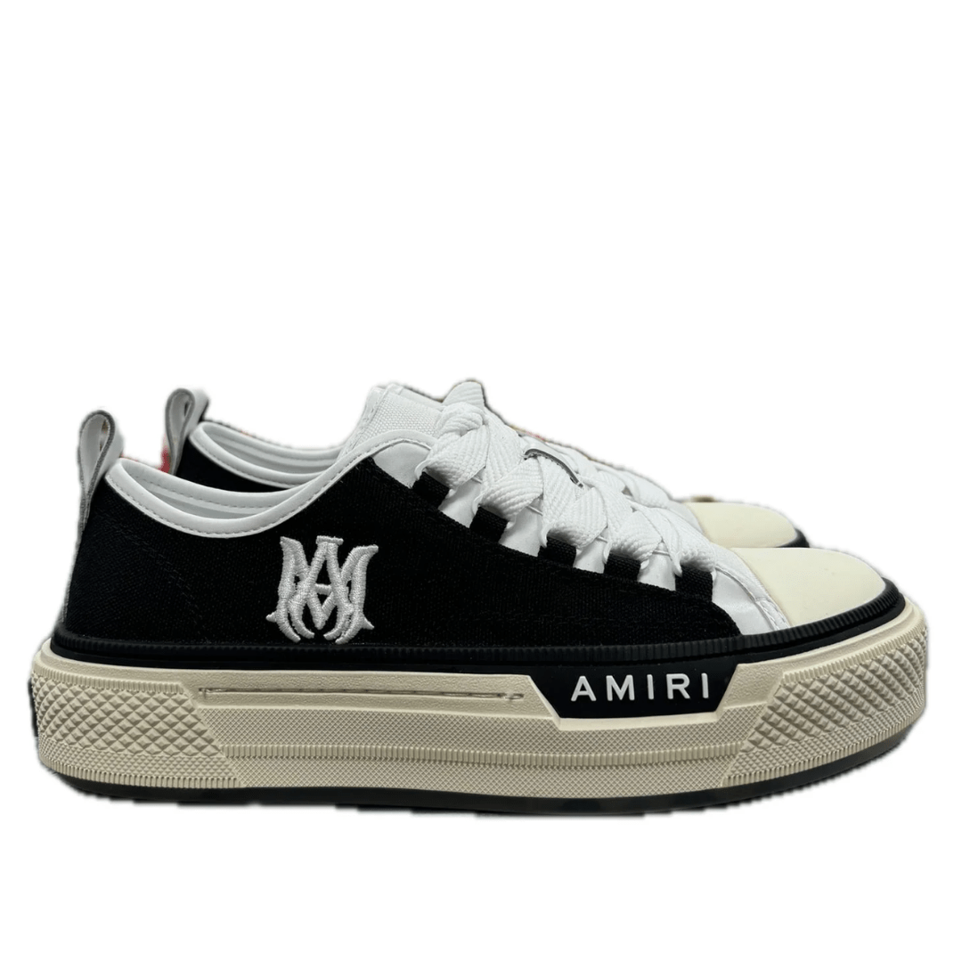 אמירי סניקרס - שחור עם שרוכים לבנים | Branded shoes bymrcrazyshoes