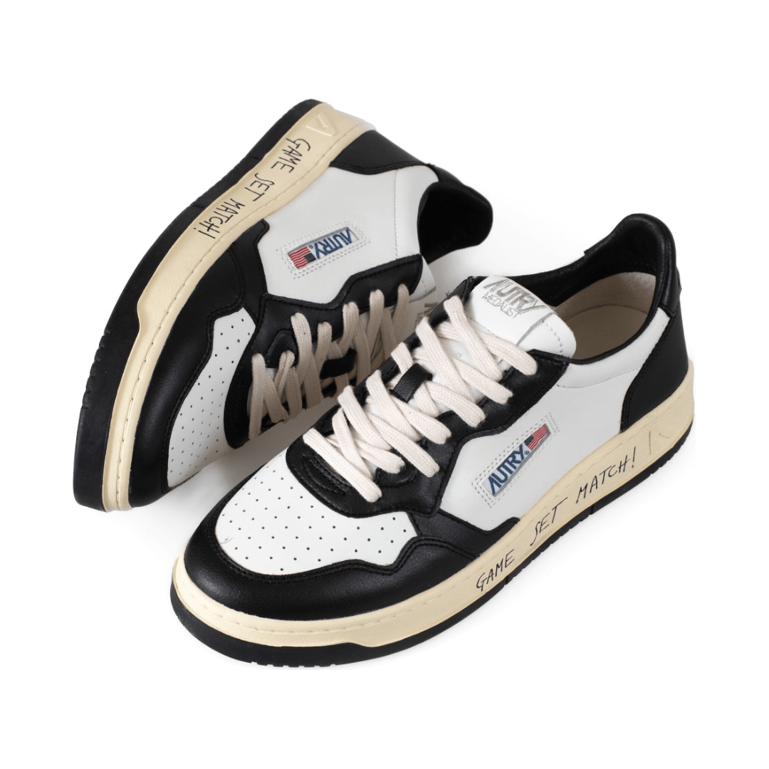 AUTRY MEDALIST לבן שחור עם כתובית | Branded shoes bymrcrazyshoes