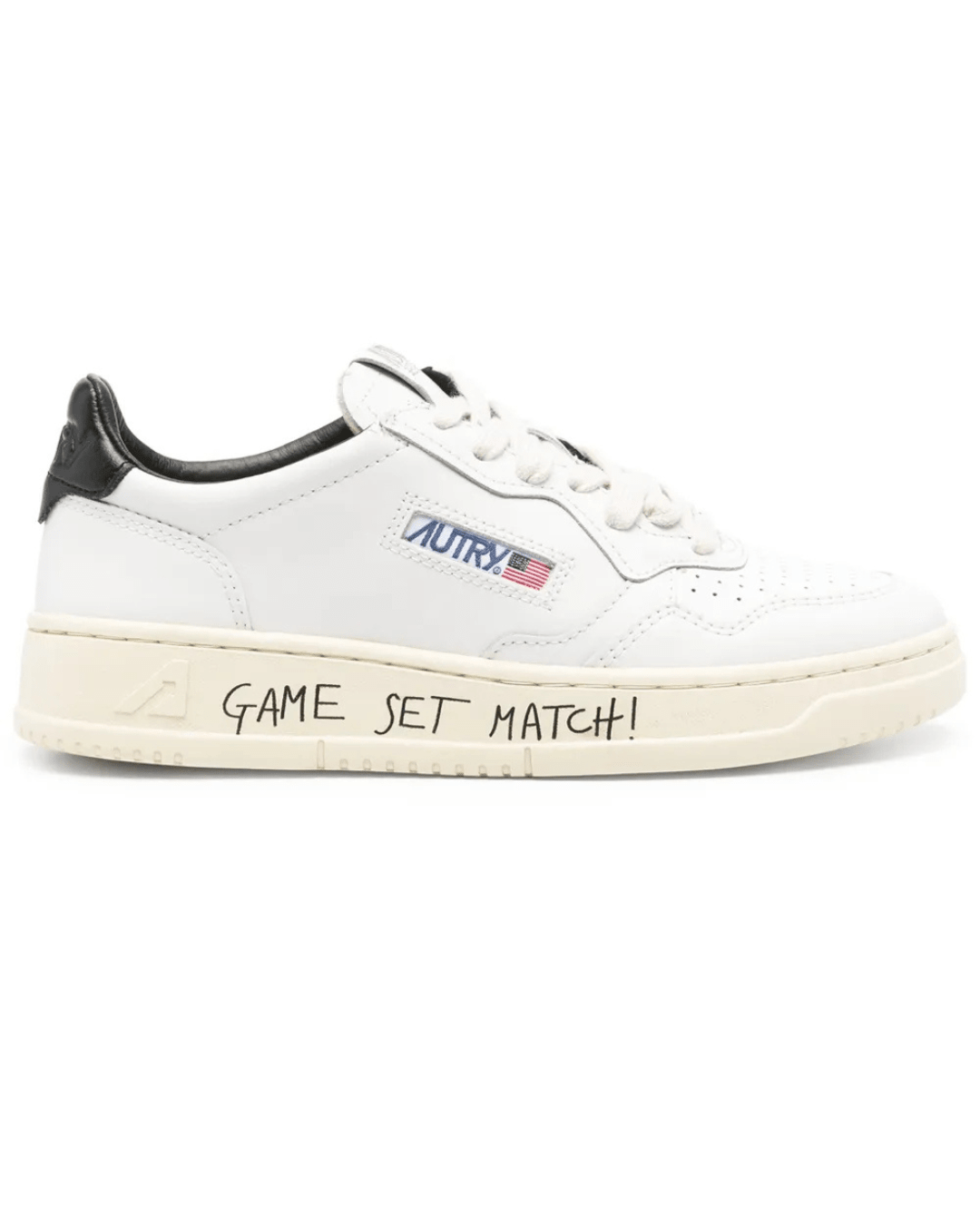 AUTRY MEDALIST לבן עם כיתוב שחור | Branded shoes bymrcrazyshoes