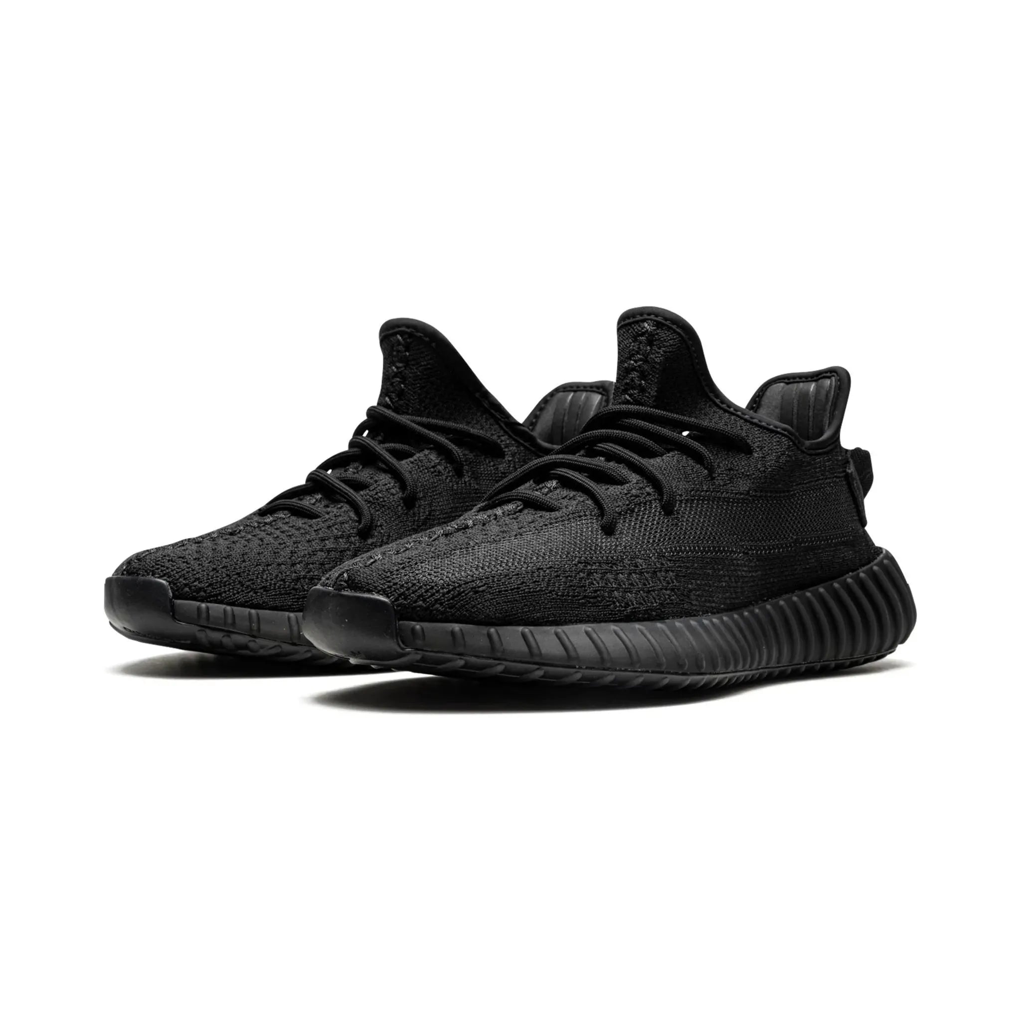 ייזי - שחור מלא | Branded shoes bymrcrazyshoes