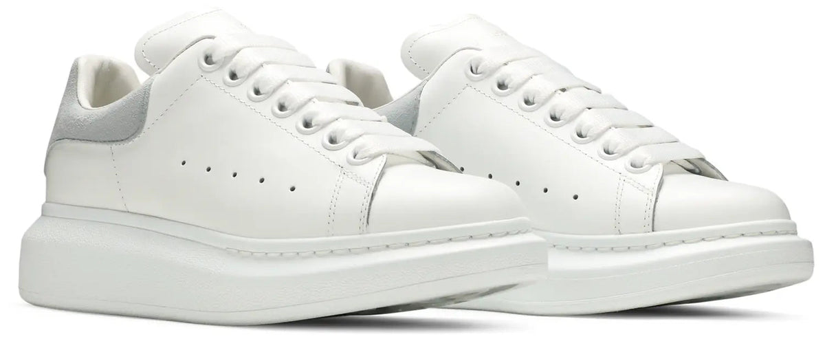 אלכסנדר מקווין - לבן ועקב אפור זמש | Branded shoes bymrcrazyshoes