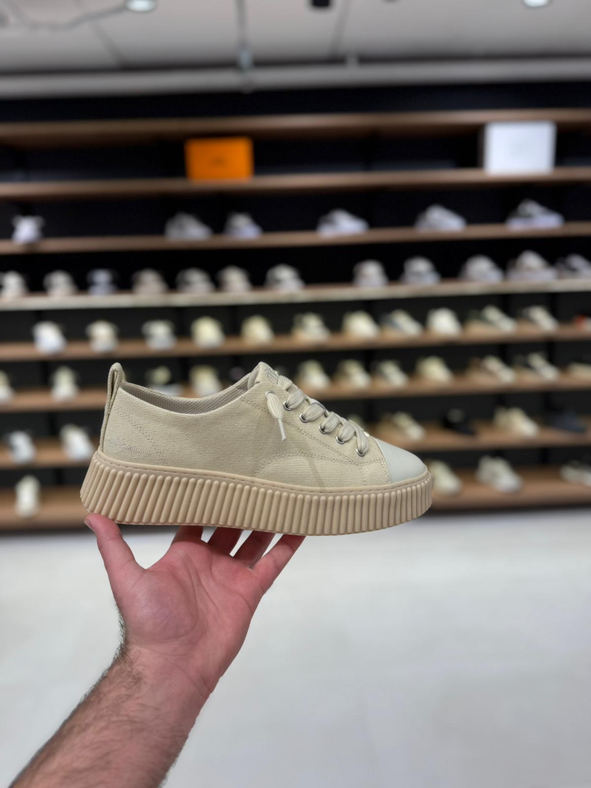 דוסה סניקרס R - פשתן בז | Branded shoes bymrcrazyshoes