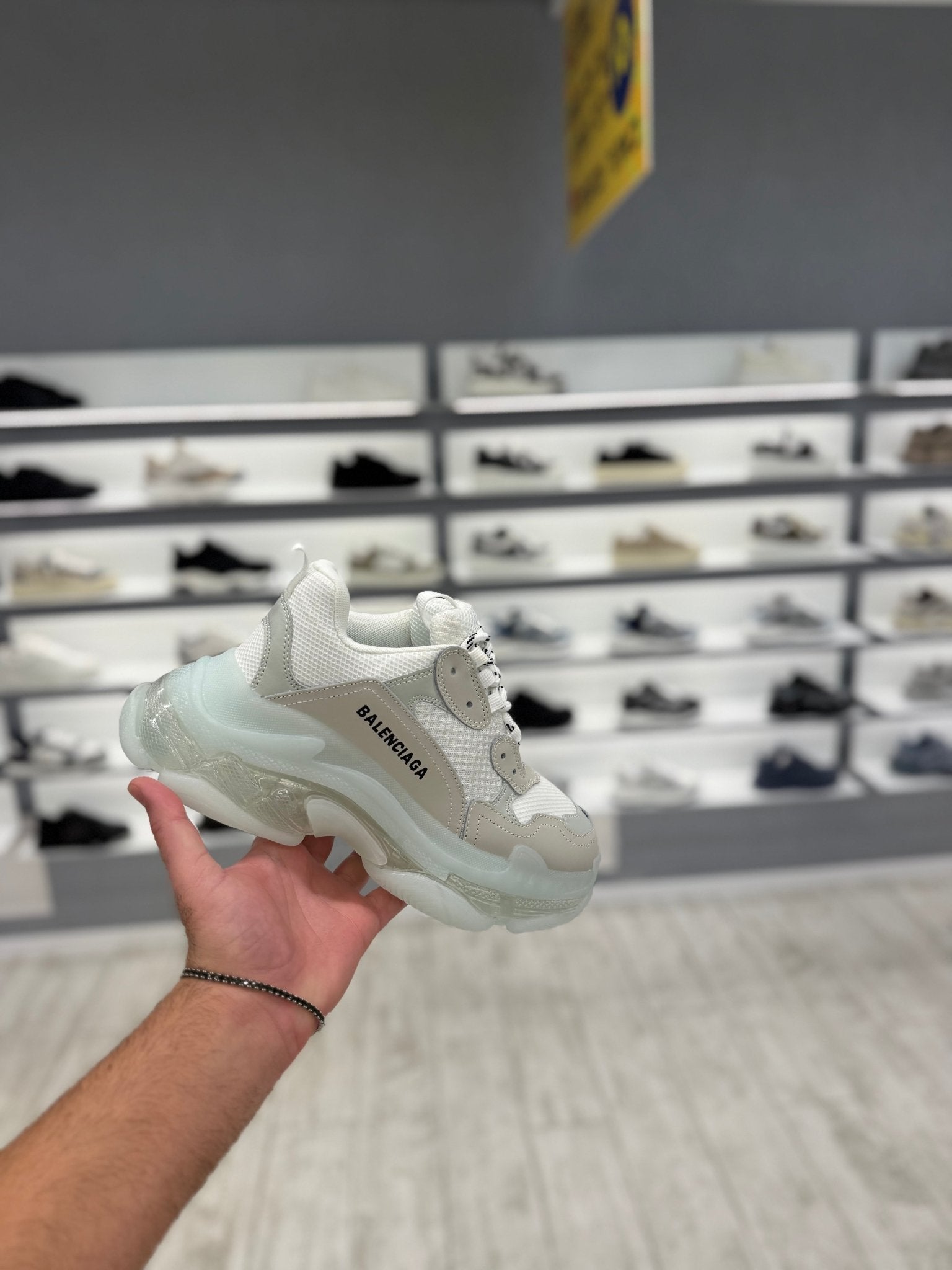 באלנסיאגה טריפל s - לבן | Branded shoes bymrcrazyshoes