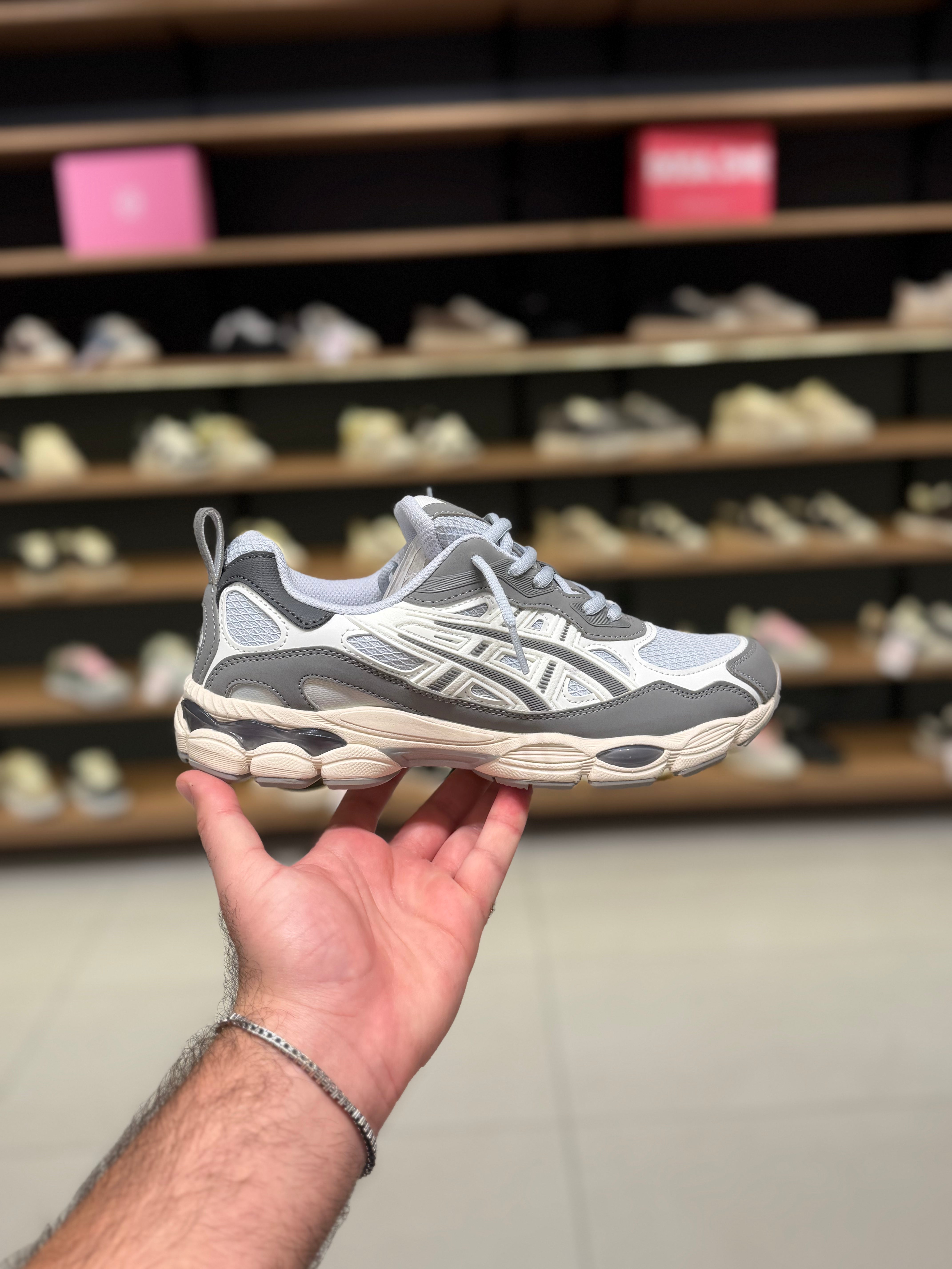 אסיקס Gel-Kayano- שילוב בז ואפור כהה | Branded shoes bymrcrazyshoes
