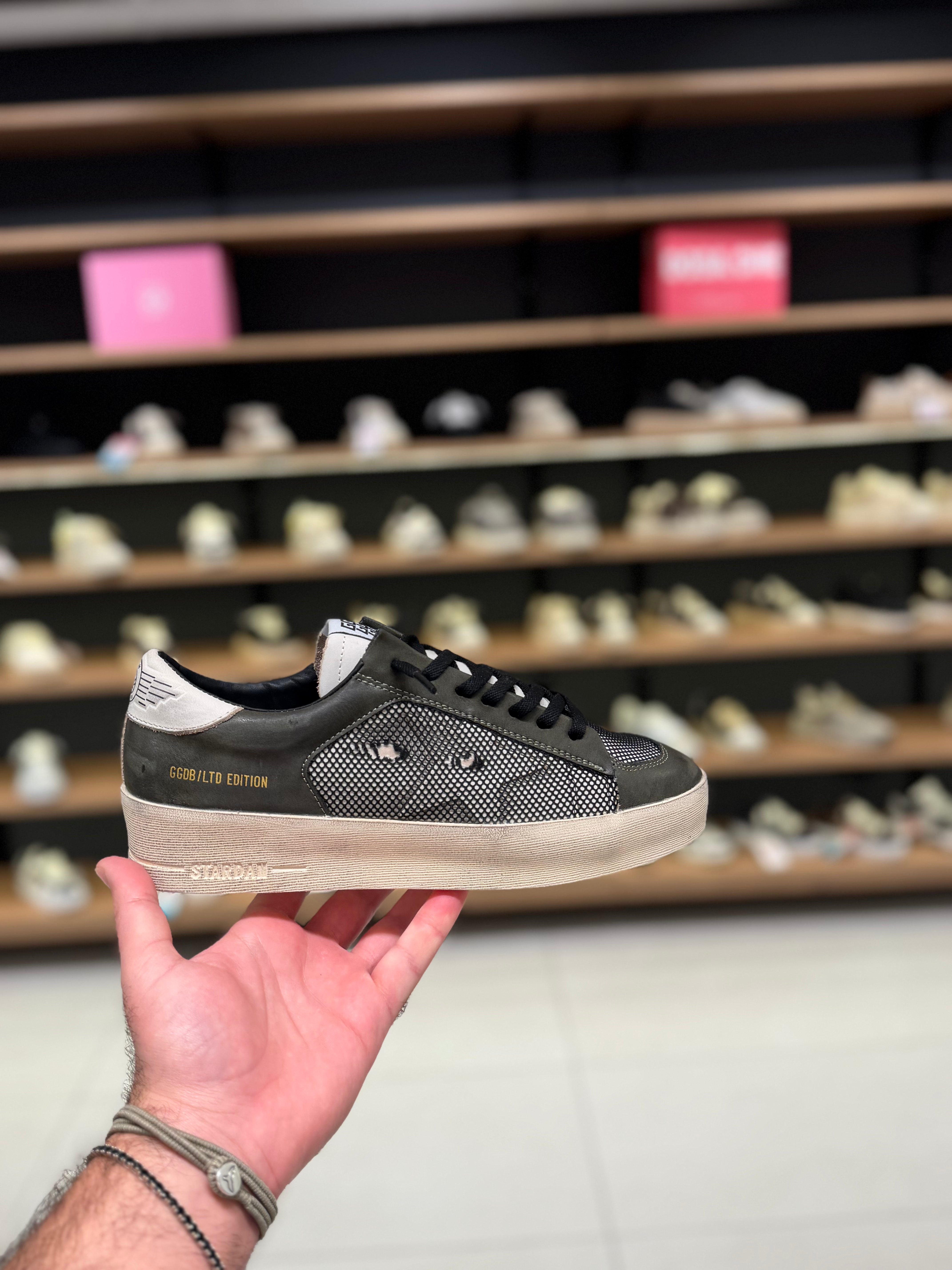 גולדן גוס-סטארדן ירוק זית עם שחור | Branded shoes bymrcrazyshoes