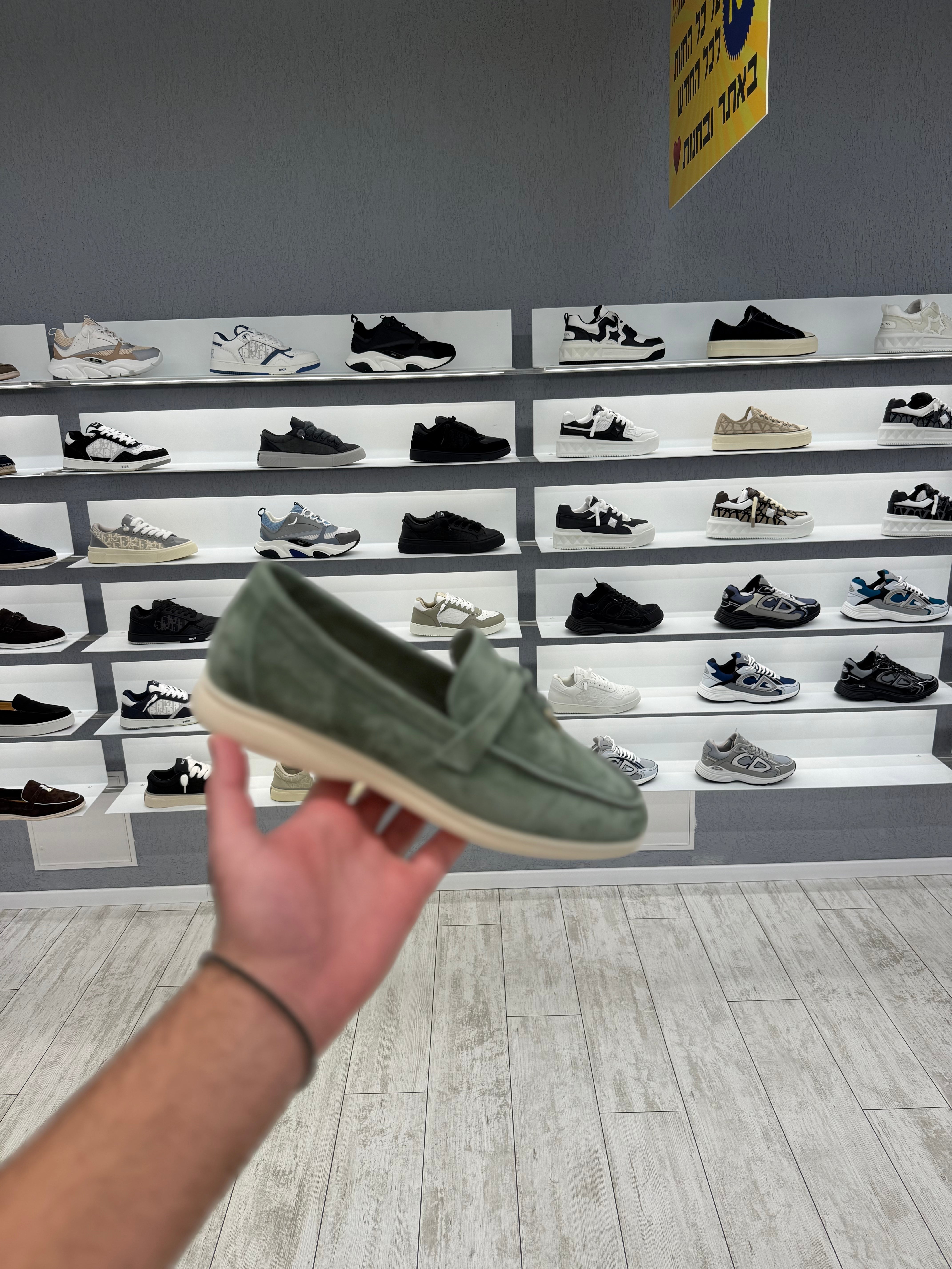 מוקסין לורו פיאנה ירוק בהיר זמש