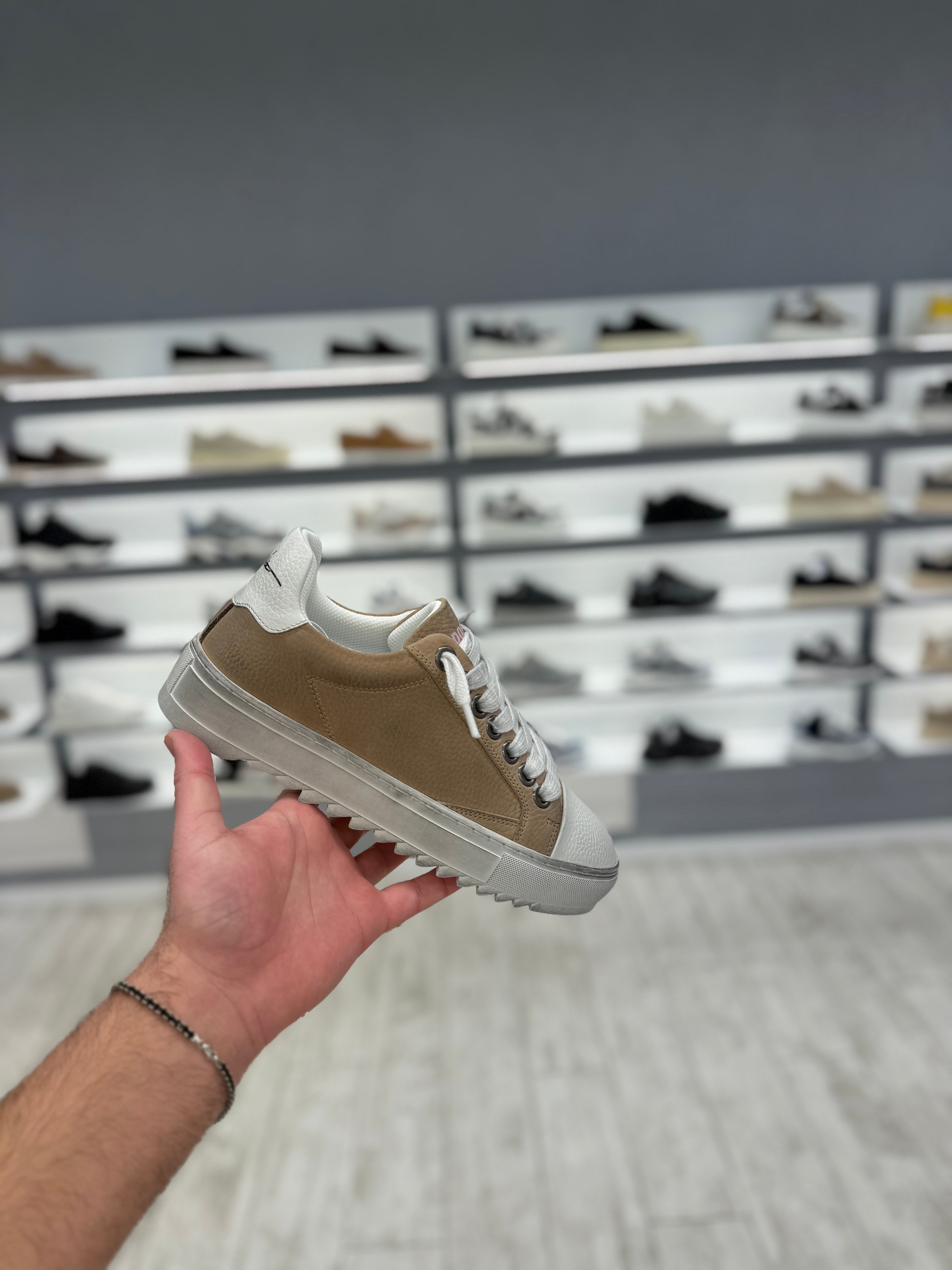 סניקרס דוסה- שמנת בז משופשף