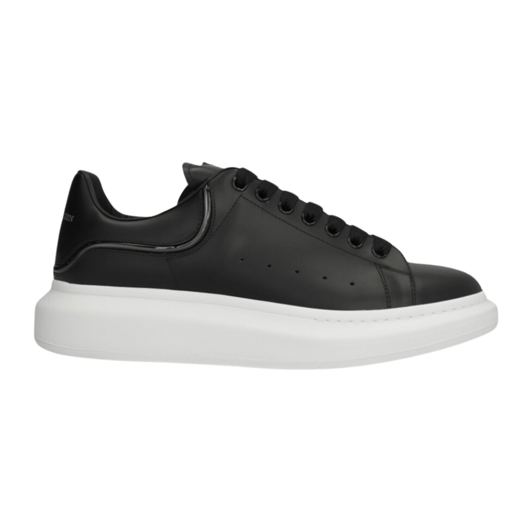 אלכסנדר מקווין - שחור לבן באלגנטיות | Branded shoes bymrcrazyshoes