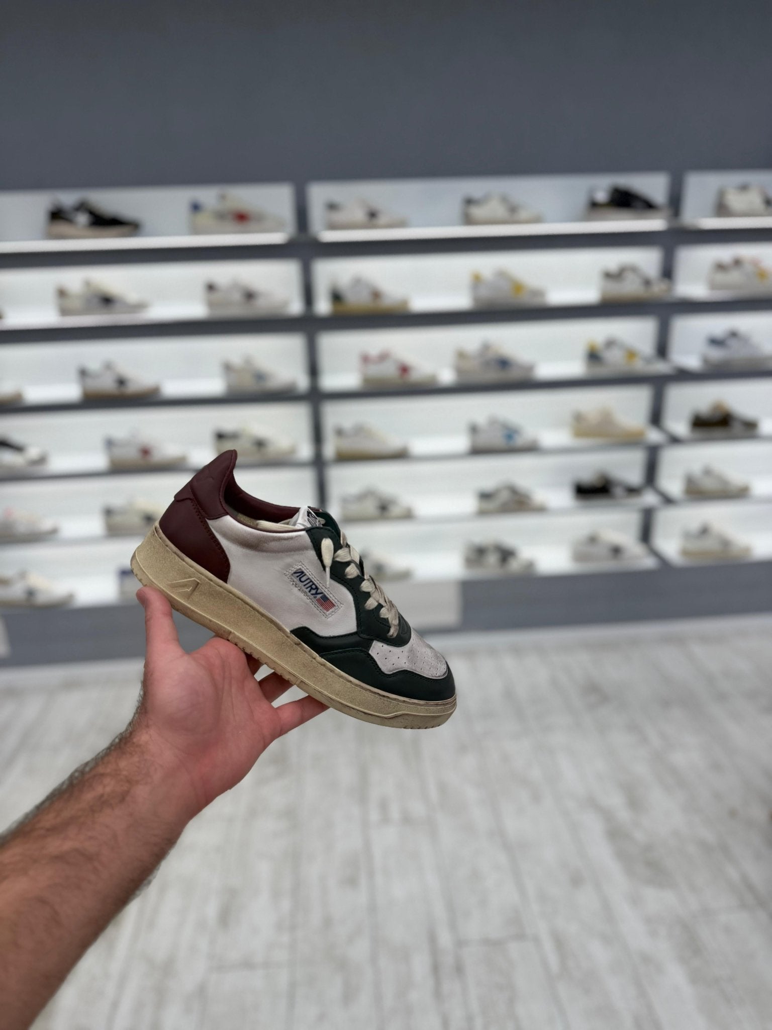 AUTRY MEDALIST ירוק בקבוק בורדו | Branded shoes bymrcrazyshoes