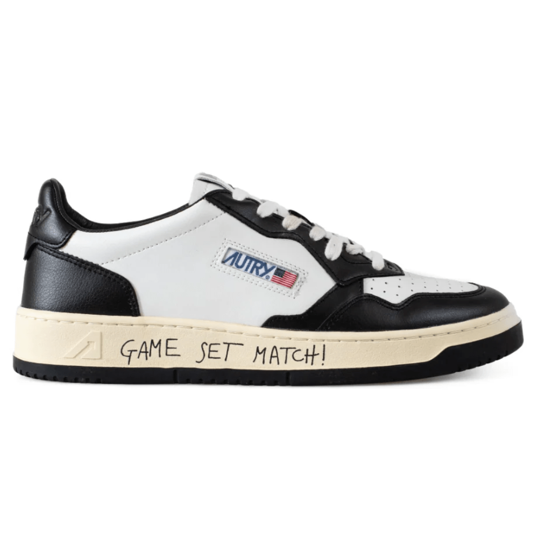 AUTRY MEDALIST לבן שחור עם כתובית | Branded shoes bymrcrazyshoes