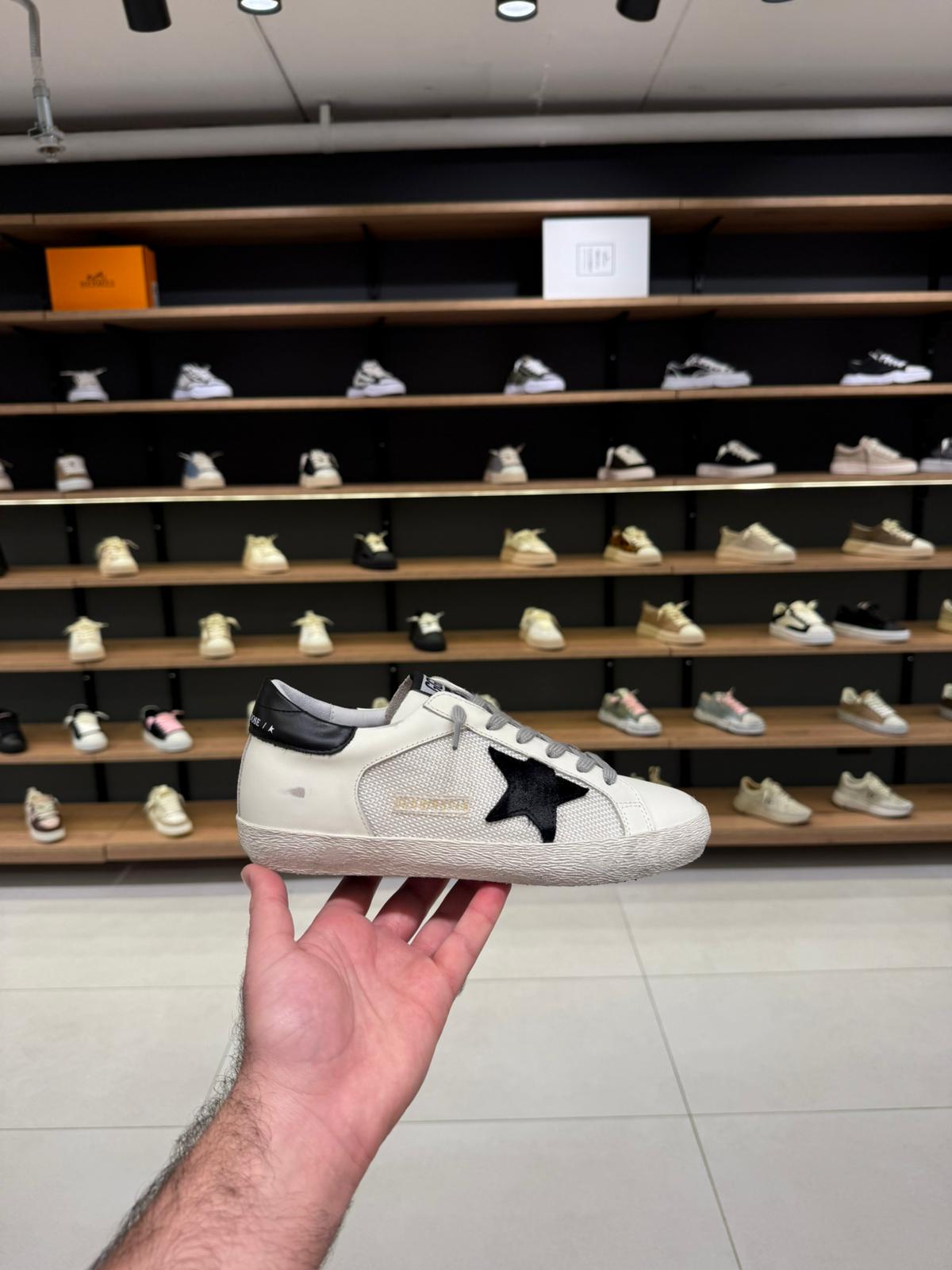 גולדן גוס - סופרסטאר לבן רשת וכוכב שחור | Branded shoes bymrcrazyshoes