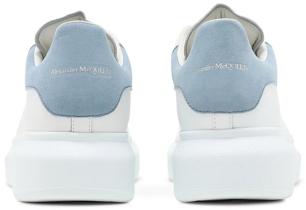 אלכסנדר מקווין - לבן עם עקב תכלת זמש | Branded shoes bymrcrazyshoes