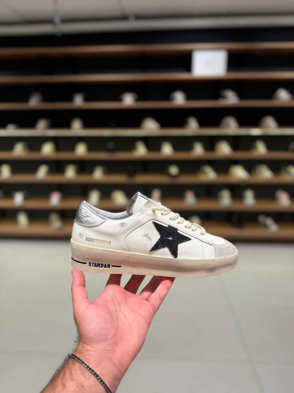 גולדן גוס- סטארדן לבן וכסף | Branded shoes bymrcrazyshoes