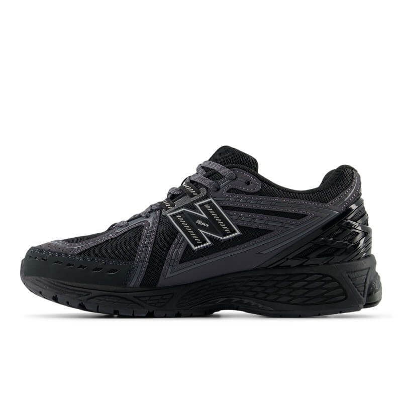 ניו באלנס R1906- שחור עם אפור כהה | Branded shoes bymrcrazyshoes