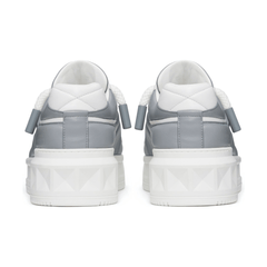 ולנטינו - אפור עם לבן | Branded shoes bymrcrazyshoes