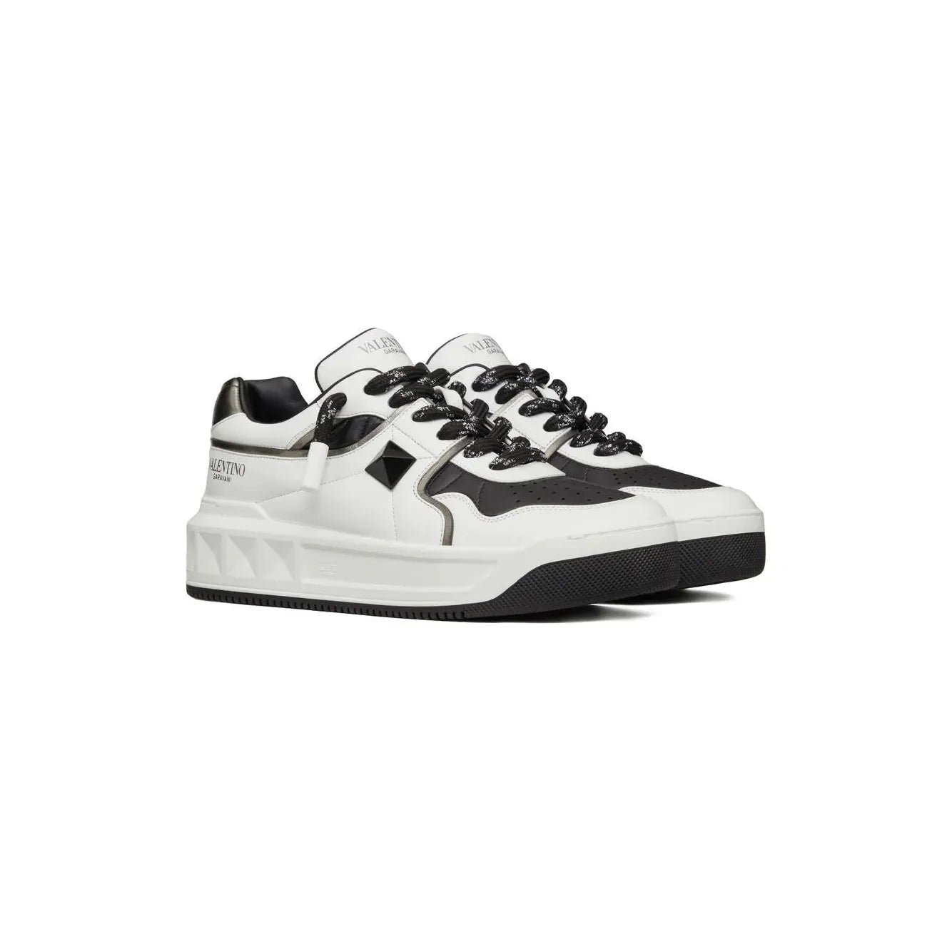 ולנטינו - לבן שחור | Branded shoes bymrcrazyshoes